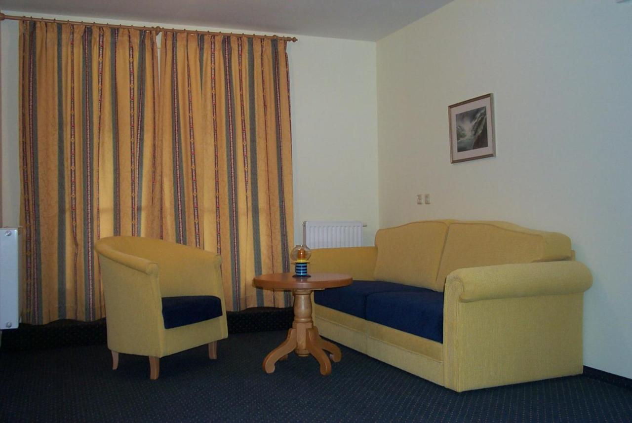Appartements Im Forsthaus Strobl Ngoại thất bức ảnh